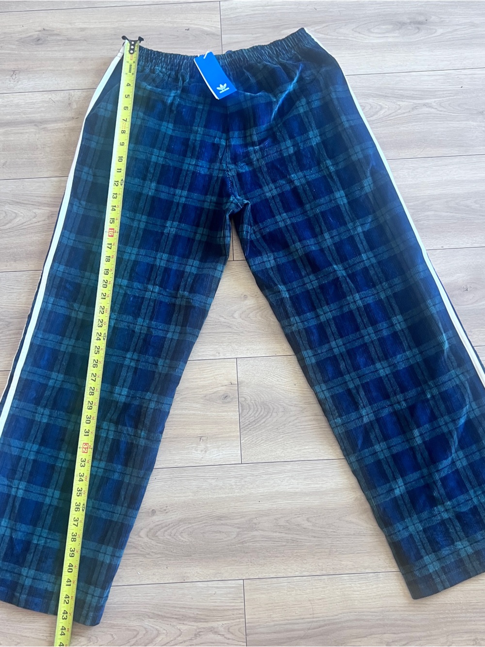 Adidas Originals Tartan, Navy & Green Plaid,, Tik tok IG Viral, FIFA, Limited! - Picture 5 of 13